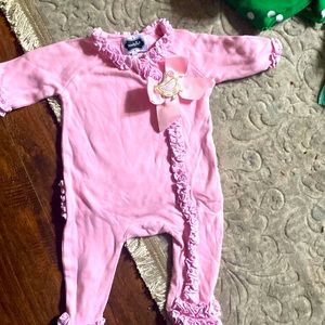 Size 3-6 month , Mudpie, one piece .